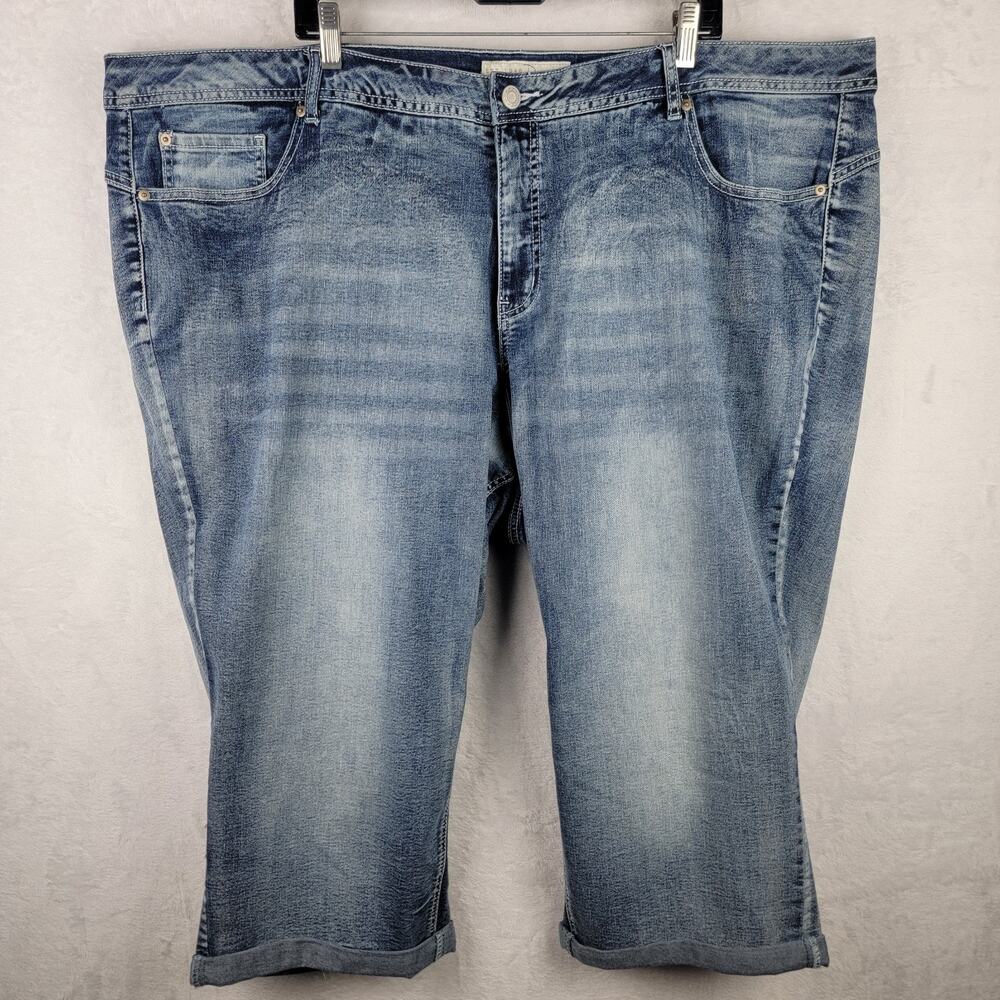 Women 26W Capri Denim Stretch Medium Wash Jeans Cuff Pocket Decor Y2K Classic